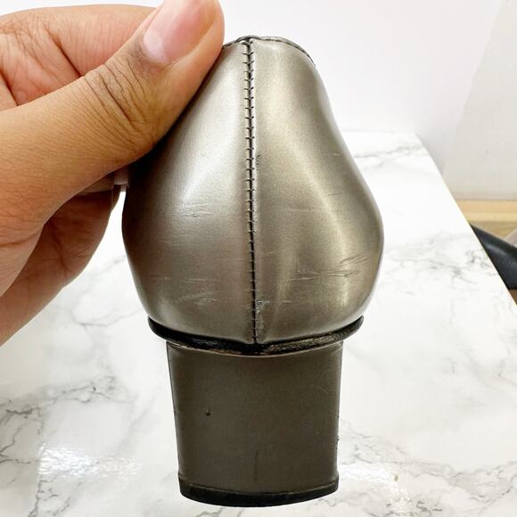 Salvatore Ferragamo Megan Metallic Grey Leather Pumps Size‎ 8 - Picture 5 of 9